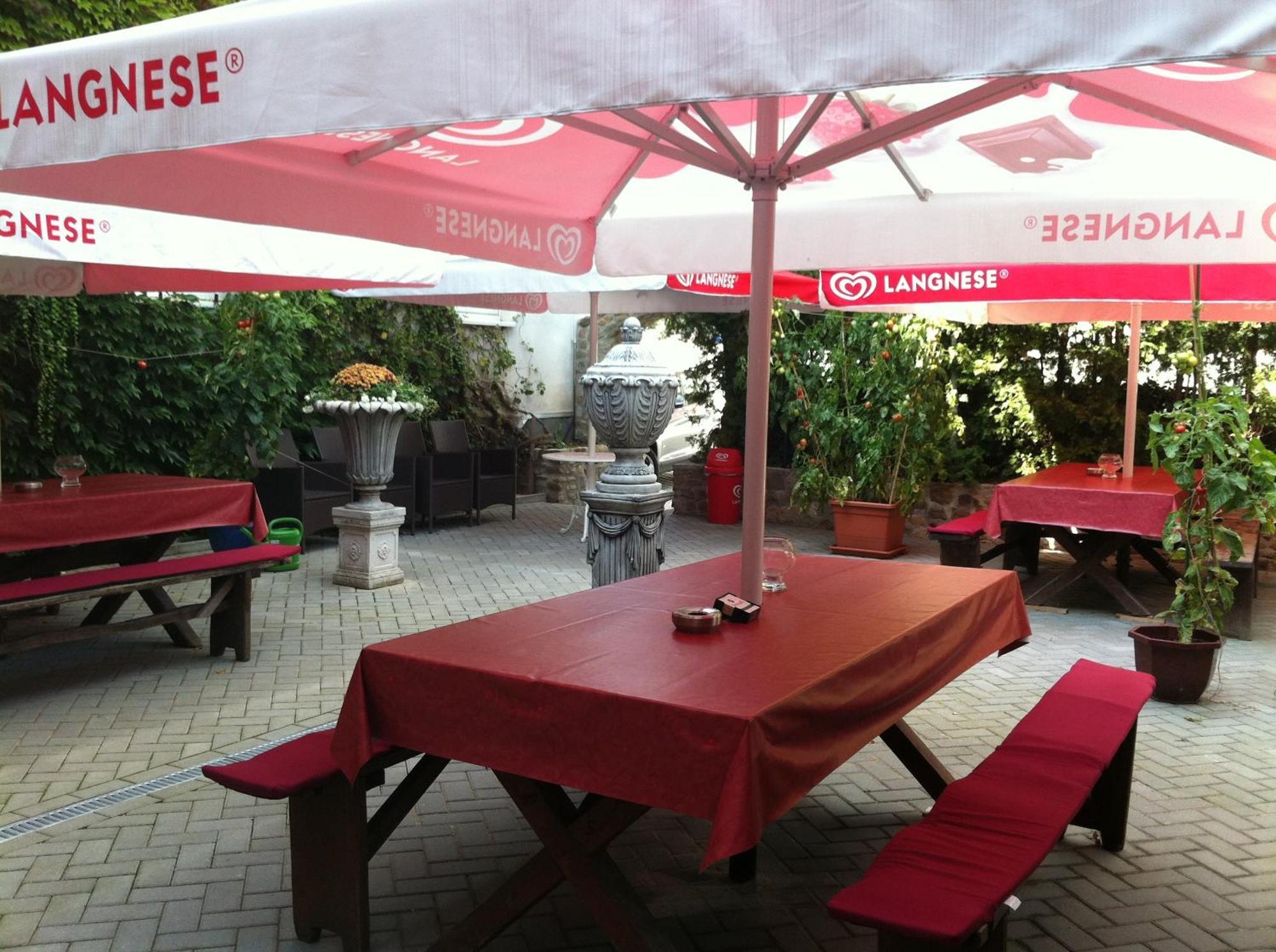 Hotel Zum Goldenen Loewen Merseburg Exterior photo